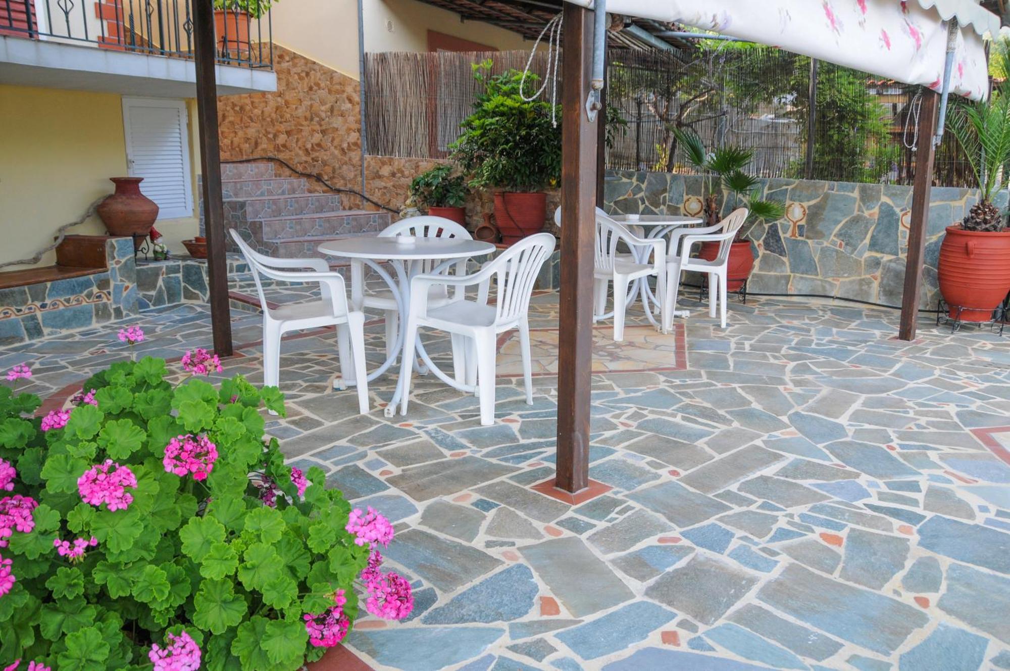 Nefeli Rooms Pefki  Exterior foto